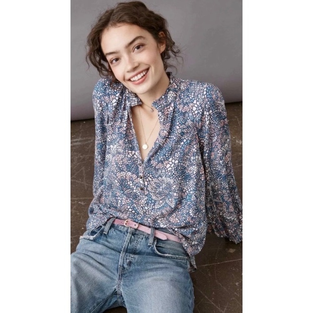 Maeve by Anthropologie Mosaic Floral Ruffle Neck Blouse Blue Pink Medium